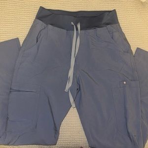 LIMITED EDITION FIGS SCRUB BOTTOM